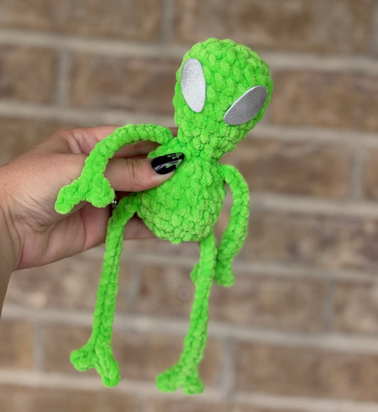 Crochet alien buddy green alien plushie