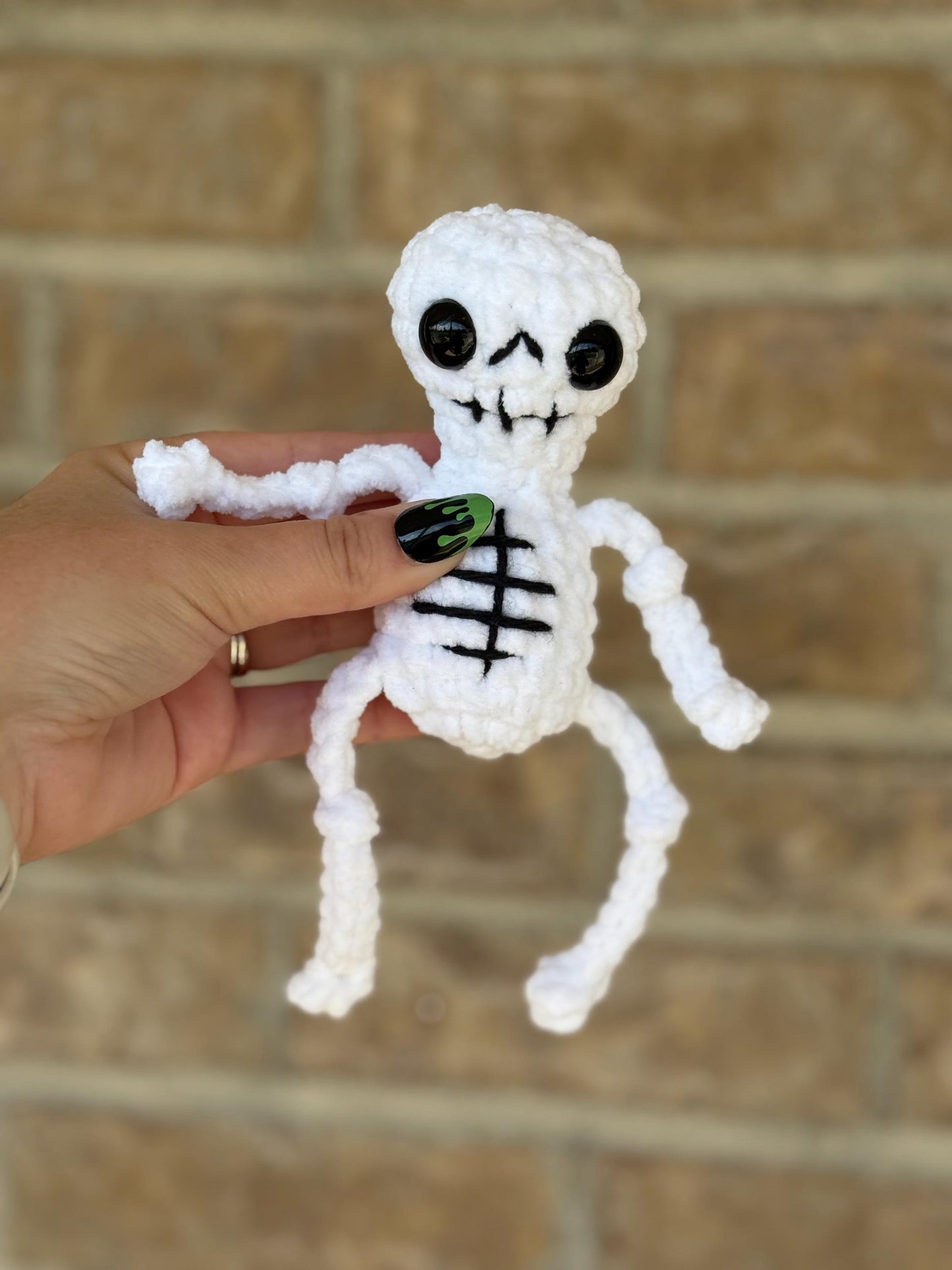 Skeleton crochet pattern no sew Halloween amigurumi spooky bitty skelly