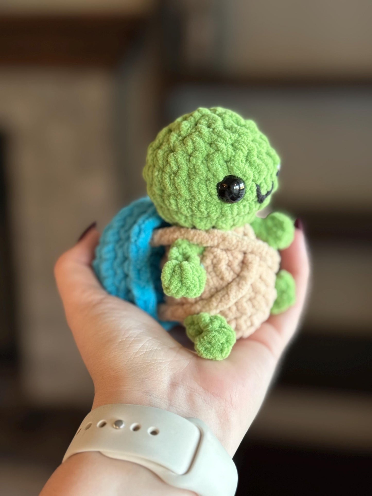 Turtle crochet pattern amigurumi crochet pattern PDF download no sew pattern beginner friendly crochet pattern keychain turtle with hat